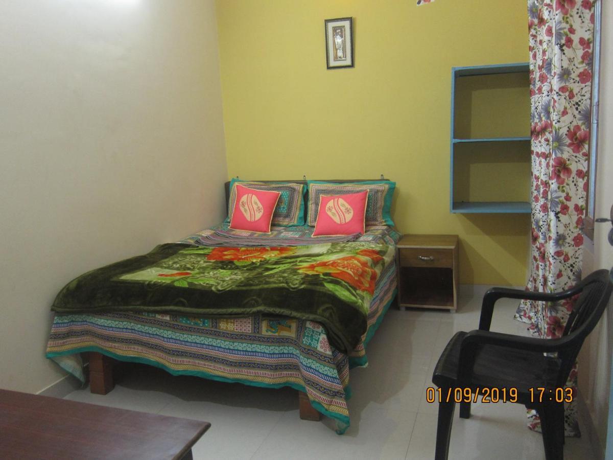 Kedar Guest House -Feel At Home Varanasi Exterior foto